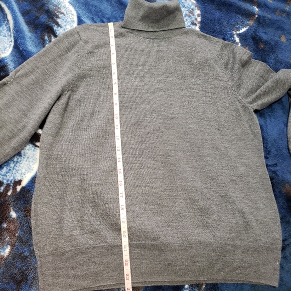 Merino Wool Shirt - Picture 6 of 7